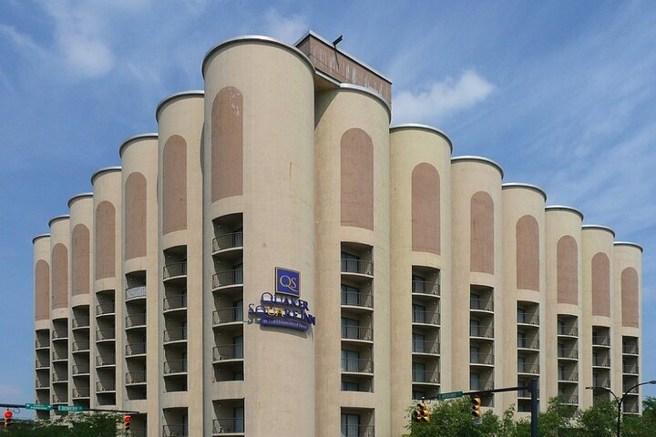 Self-Guided Akron Scavenger Hunt: Burn Rubber Round Akron - Photo 1 of 5